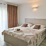 Jasna * Supetarska Draga