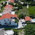 Jasna * Supetarska Draga