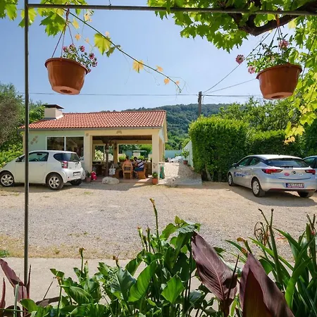 Jasna * Supetarska Draga