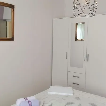 Jasna * Supetarska Draga